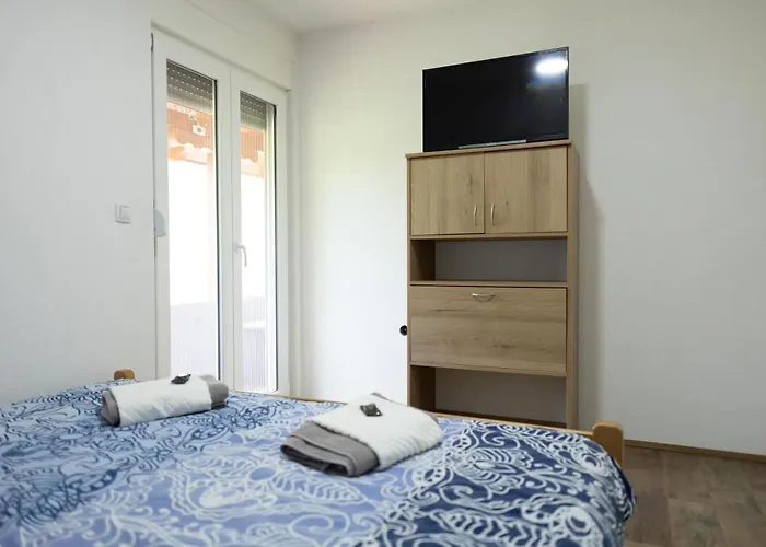 Dimitrijevic Lisine Willa *