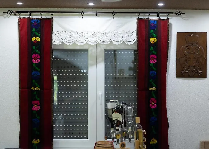 Willa Dimitrijevic Lisine